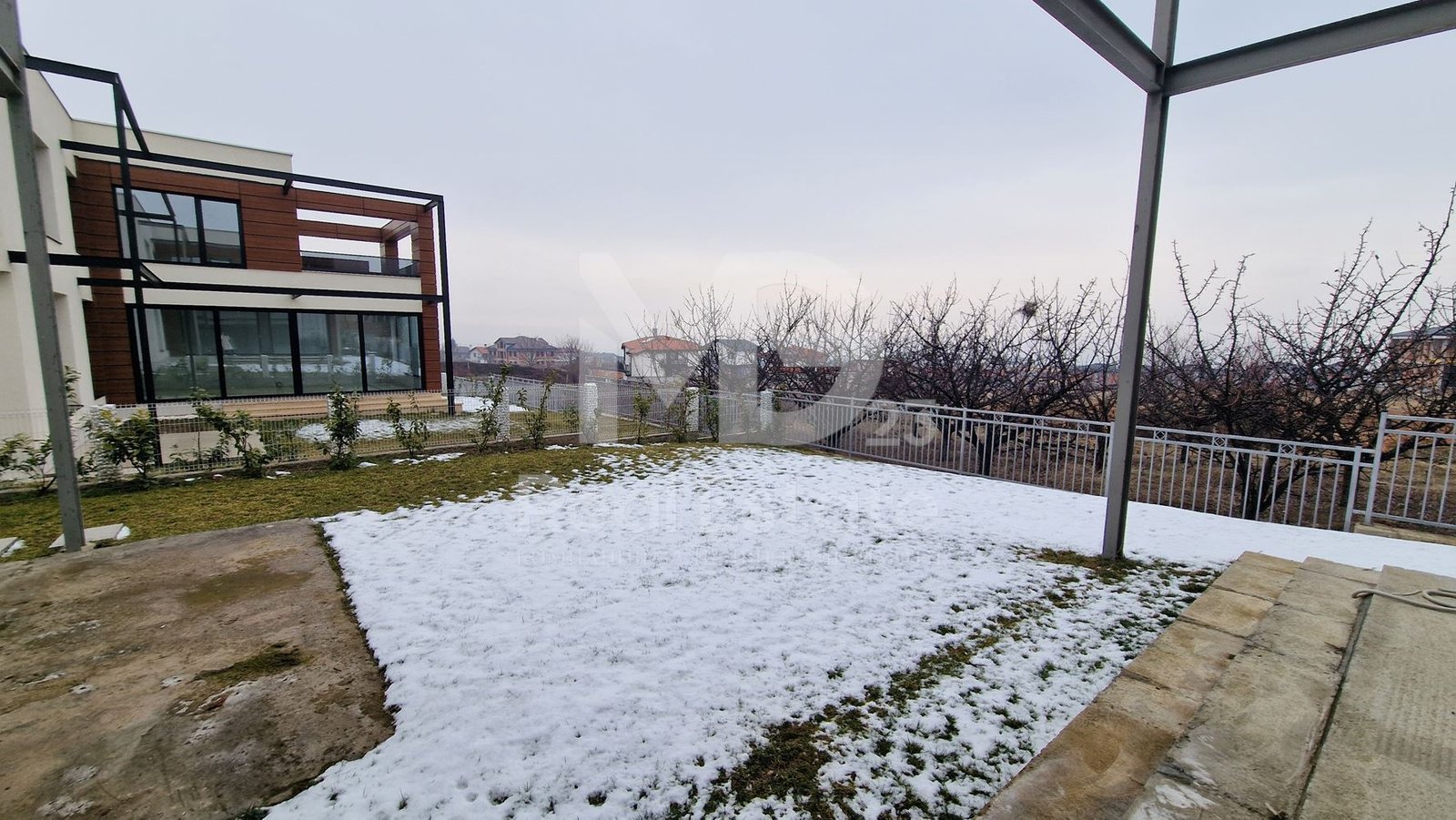 dvuetajnakushtamarkovo4